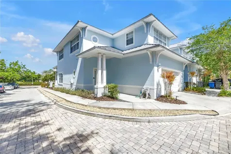 1014 Ewing Place Clearwater FL 33756