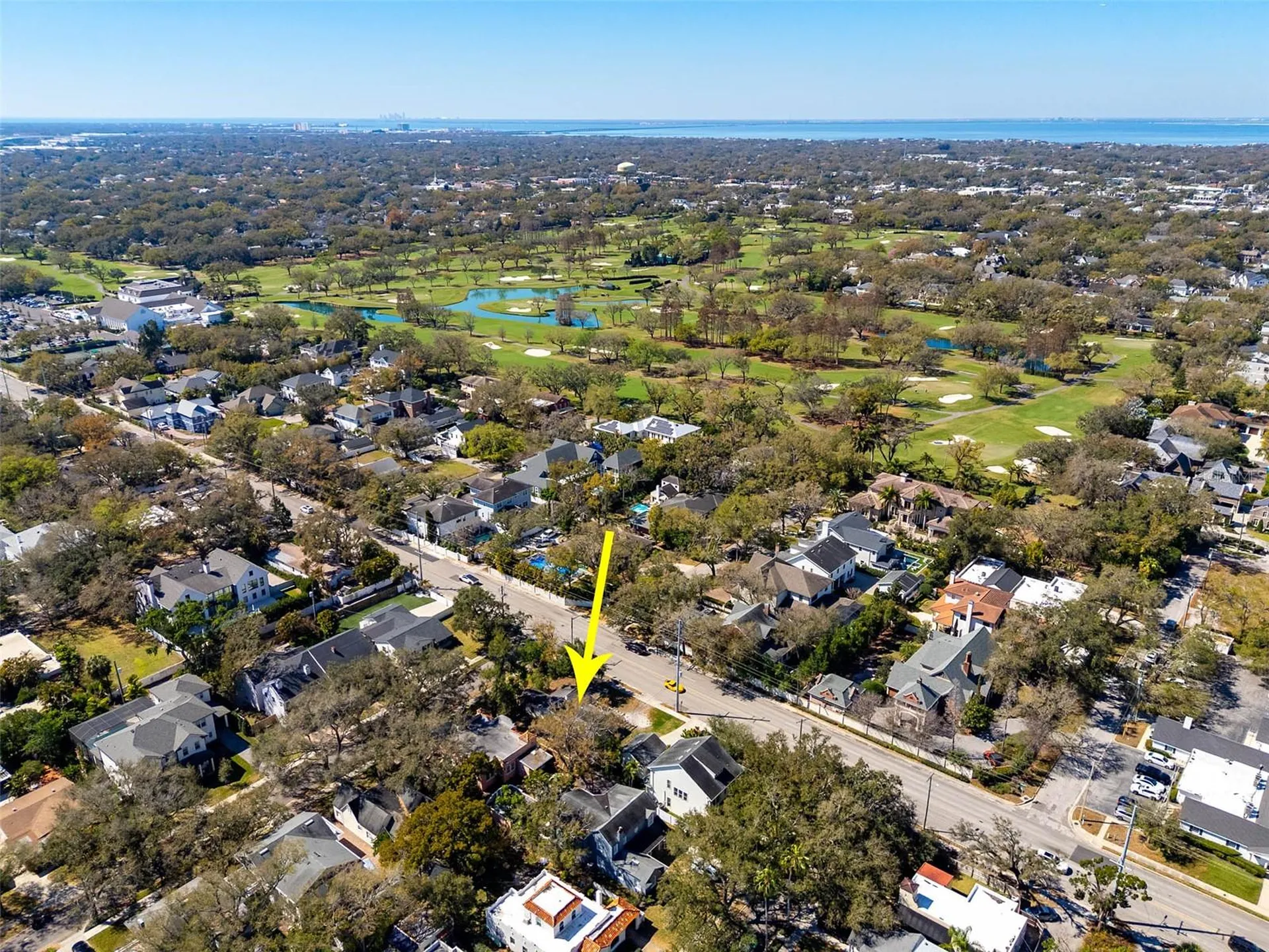 2627 W Watrous Avenue Tampa FL 33629