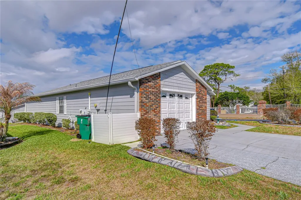 37416 Teaberry Loop Zephyrhills FL 33542