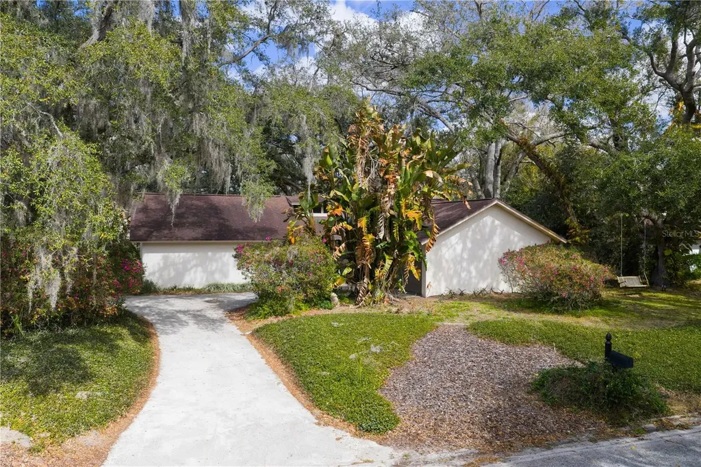 2506 Bordeaux Way Lutz FL 33559