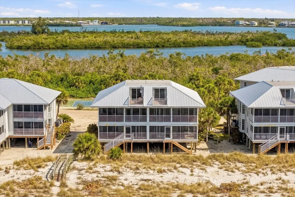 7466 Palm Island Drive Placida FL 33946