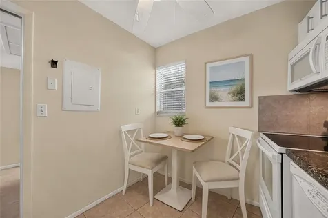 245 Center Road Venice FL 34285