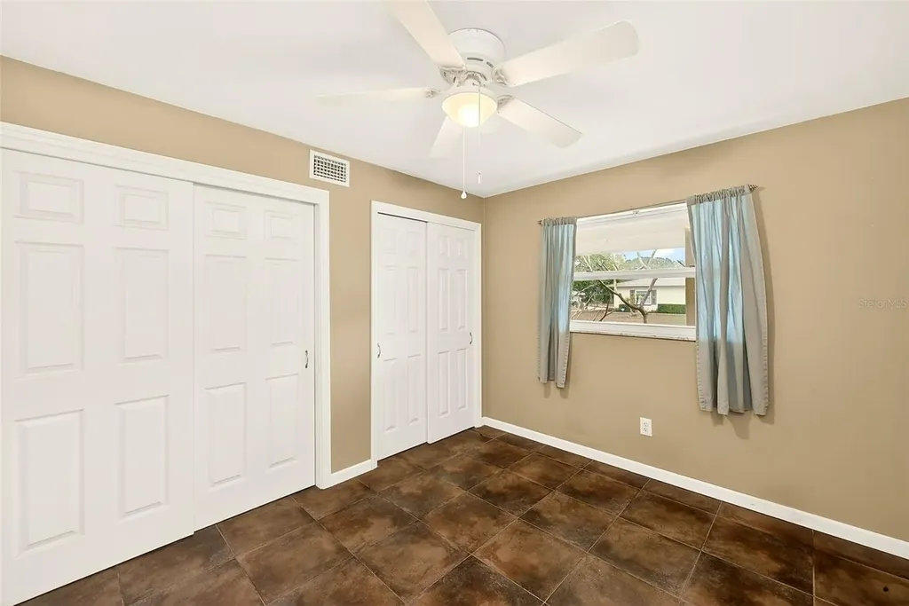 1465 Bayview Drive Clearwater FL 33756