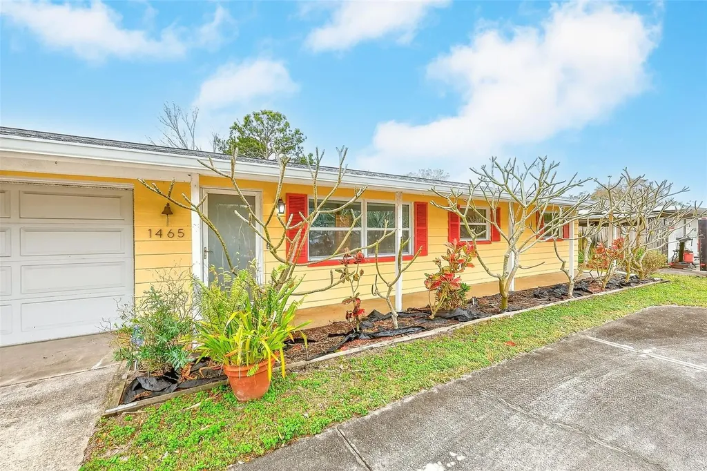 1465 Bayview Drive Clearwater FL 33756