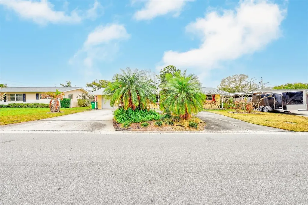 1465 Bayview Drive Clearwater FL 33756