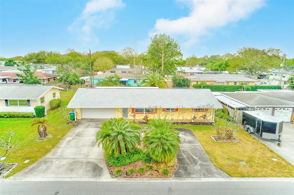 1465 Bayview Drive Clearwater FL 33756