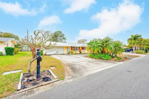 1465 Bayview Drive Clearwater FL 33756