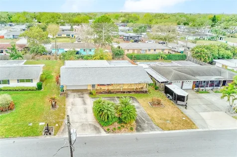 1465 Bayview Drive Clearwater FL 33756