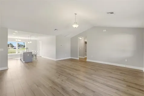 6823 Dickinson Drive Sebring FL 33872