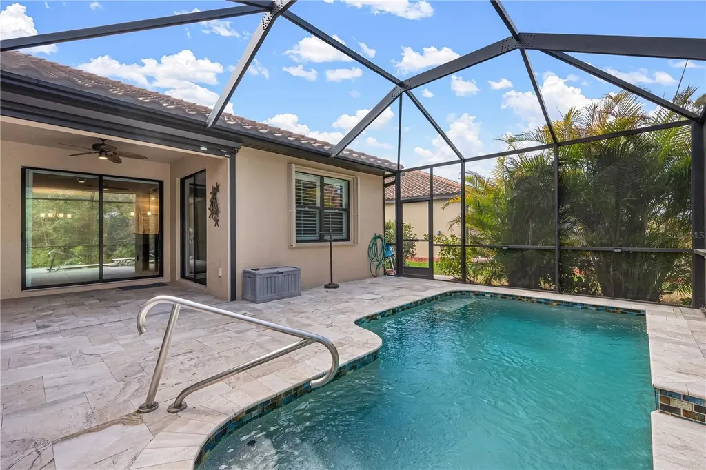 12379 Amica Loop Venice FL 34293