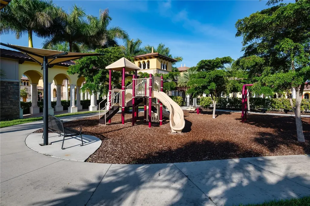 12379 Amica Loop Venice FL 34293