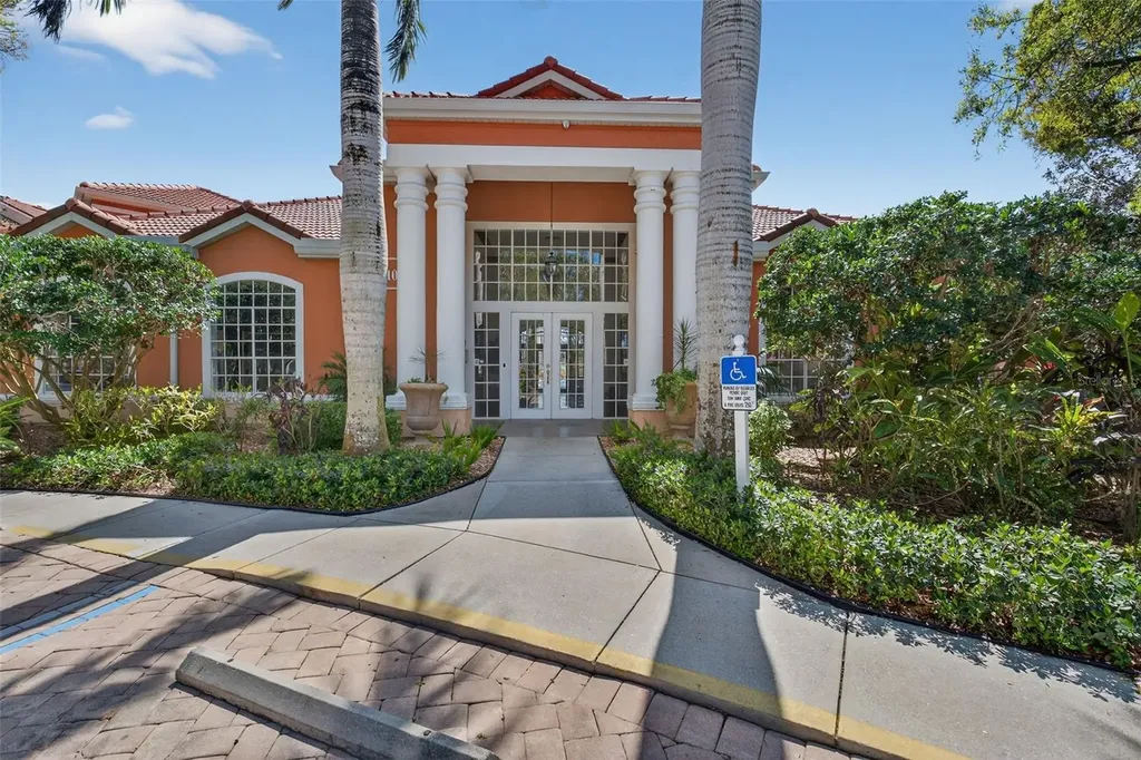 4138 Central Sarasota Parkway Sarasota FL 34238