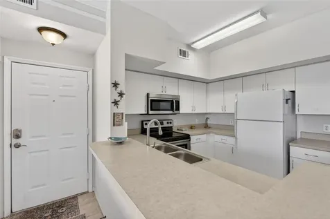 4138 Central Sarasota Parkway Sarasota FL 34238