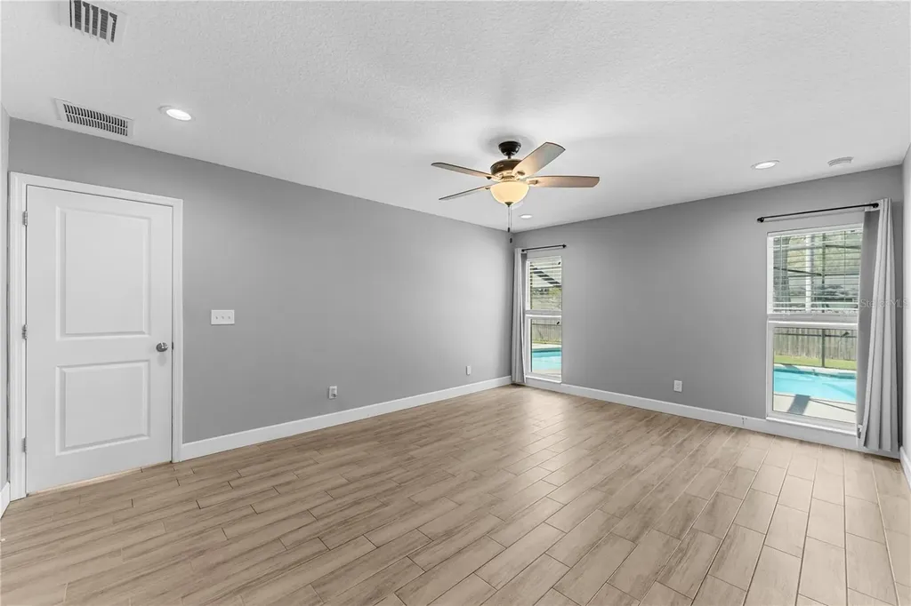10700 N 62nd Street Temple Terrace FL 33617