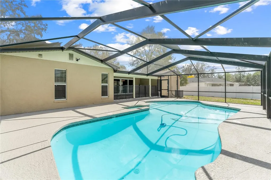 10700 N 62nd Street Temple Terrace FL 33617