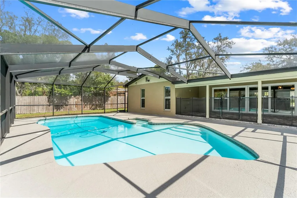 10700 N 62nd Street Temple Terrace FL 33617
