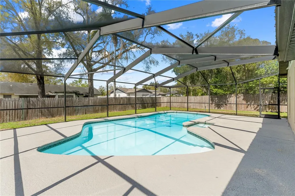 10700 N 62nd Street Temple Terrace FL 33617