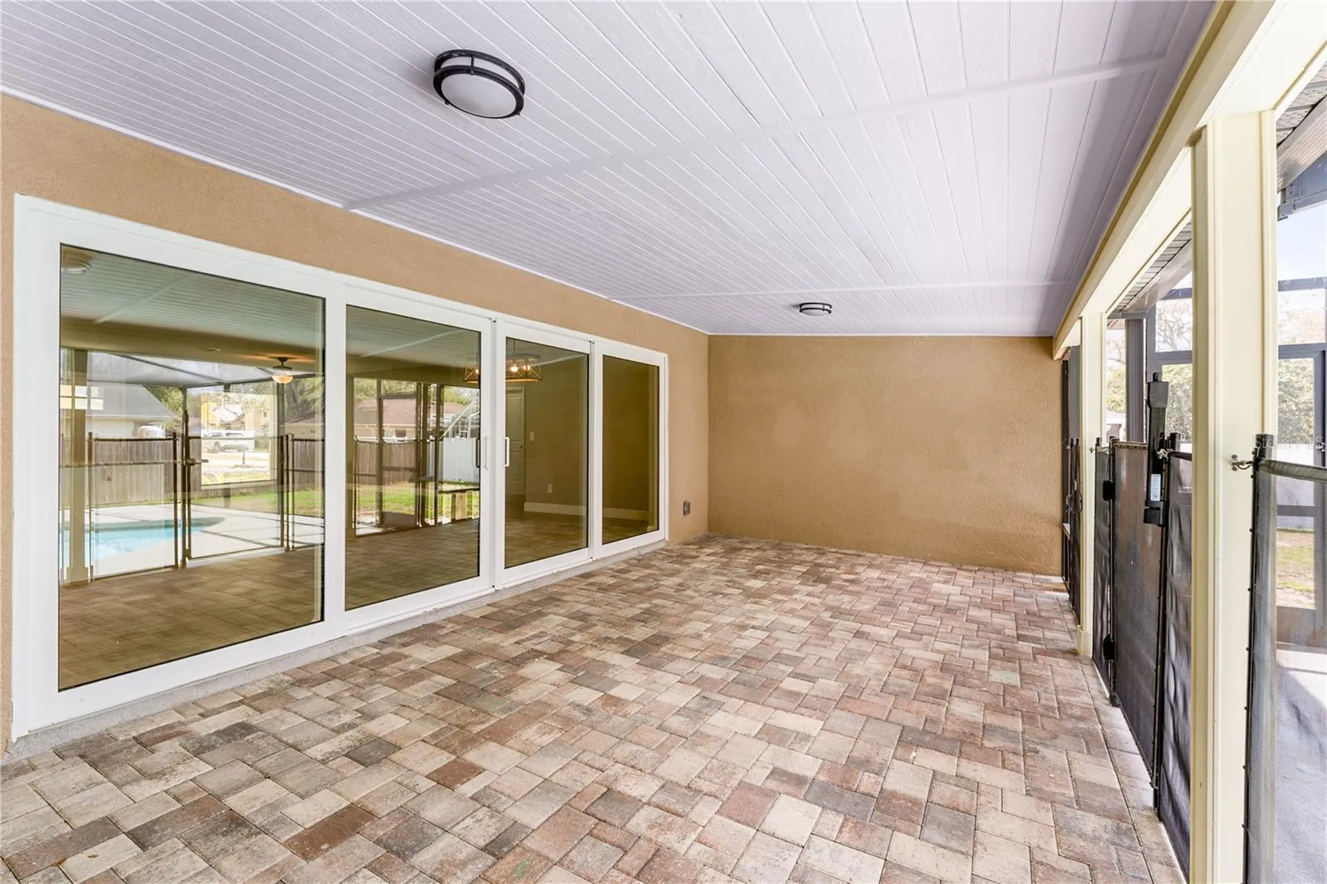 10700 N 62nd Street Temple Terrace FL 33617