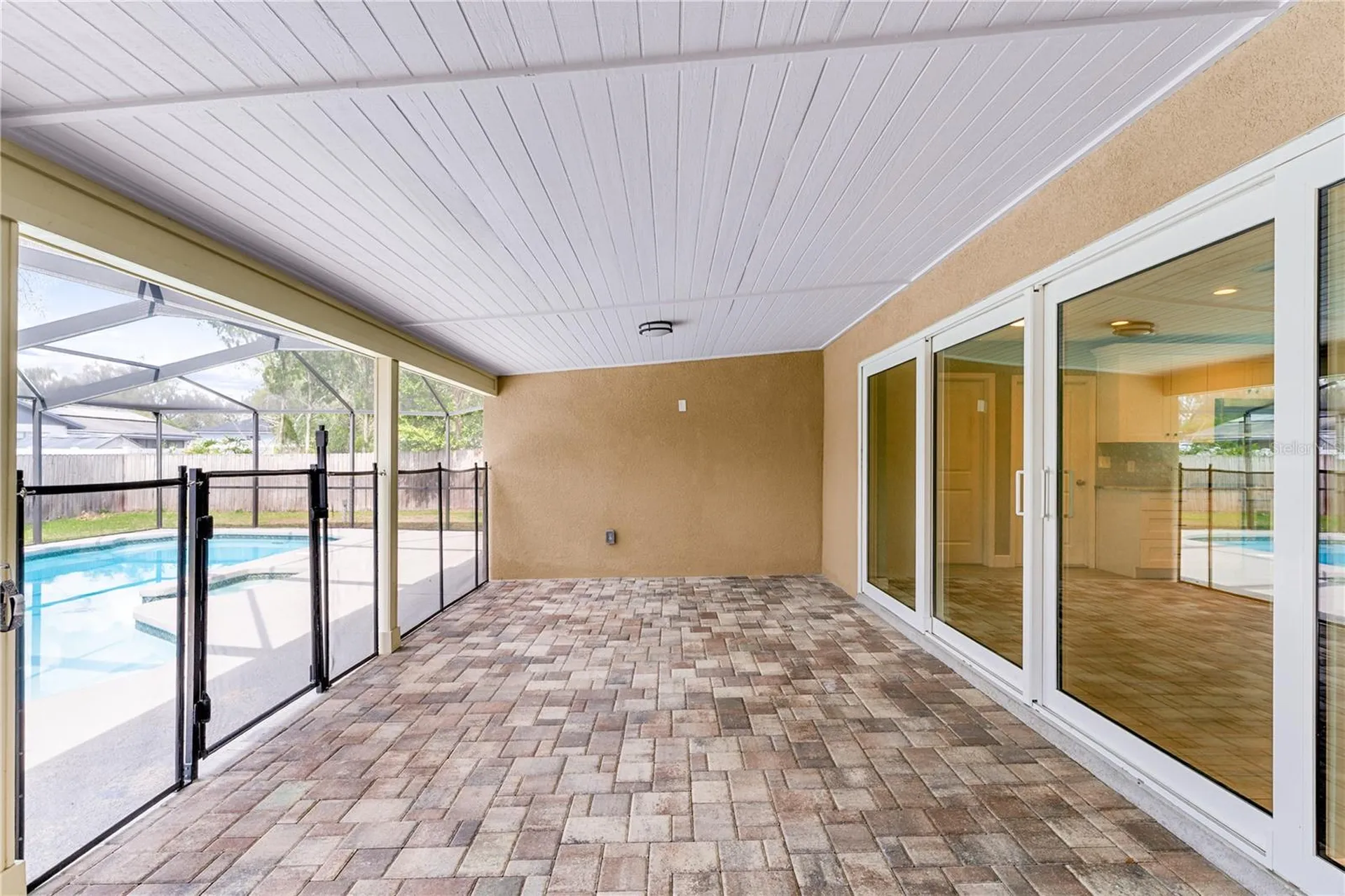 10700 N 62nd Street Temple Terrace FL 33617
