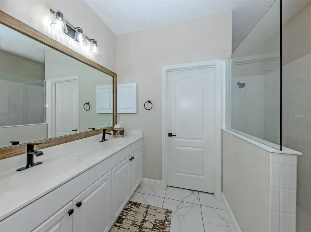 7412 Ridgelake Circle Bradenton FL 34203