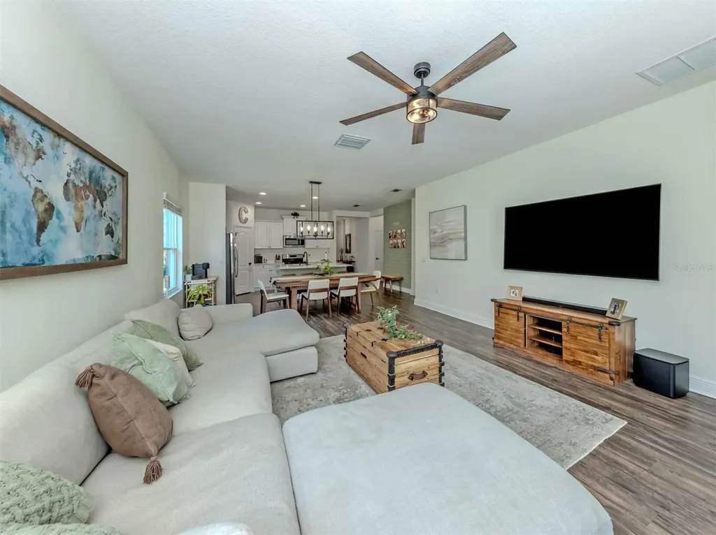 7412 Ridgelake Circle Bradenton FL 34203