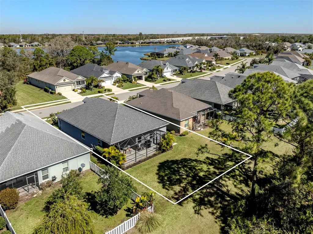 7412 Ridgelake Circle Bradenton FL 34203