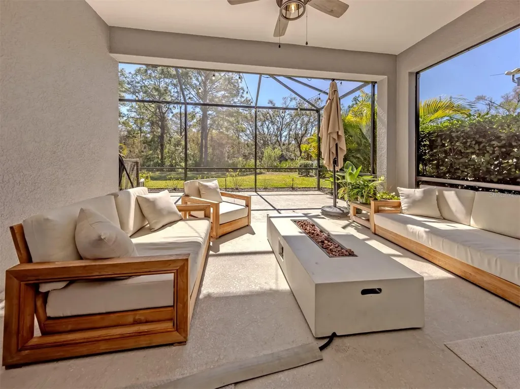 7412 Ridgelake Circle Bradenton FL 34203