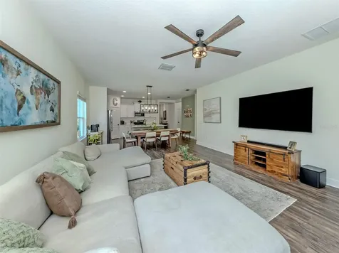 7412 Ridgelake Circle Bradenton FL 34203