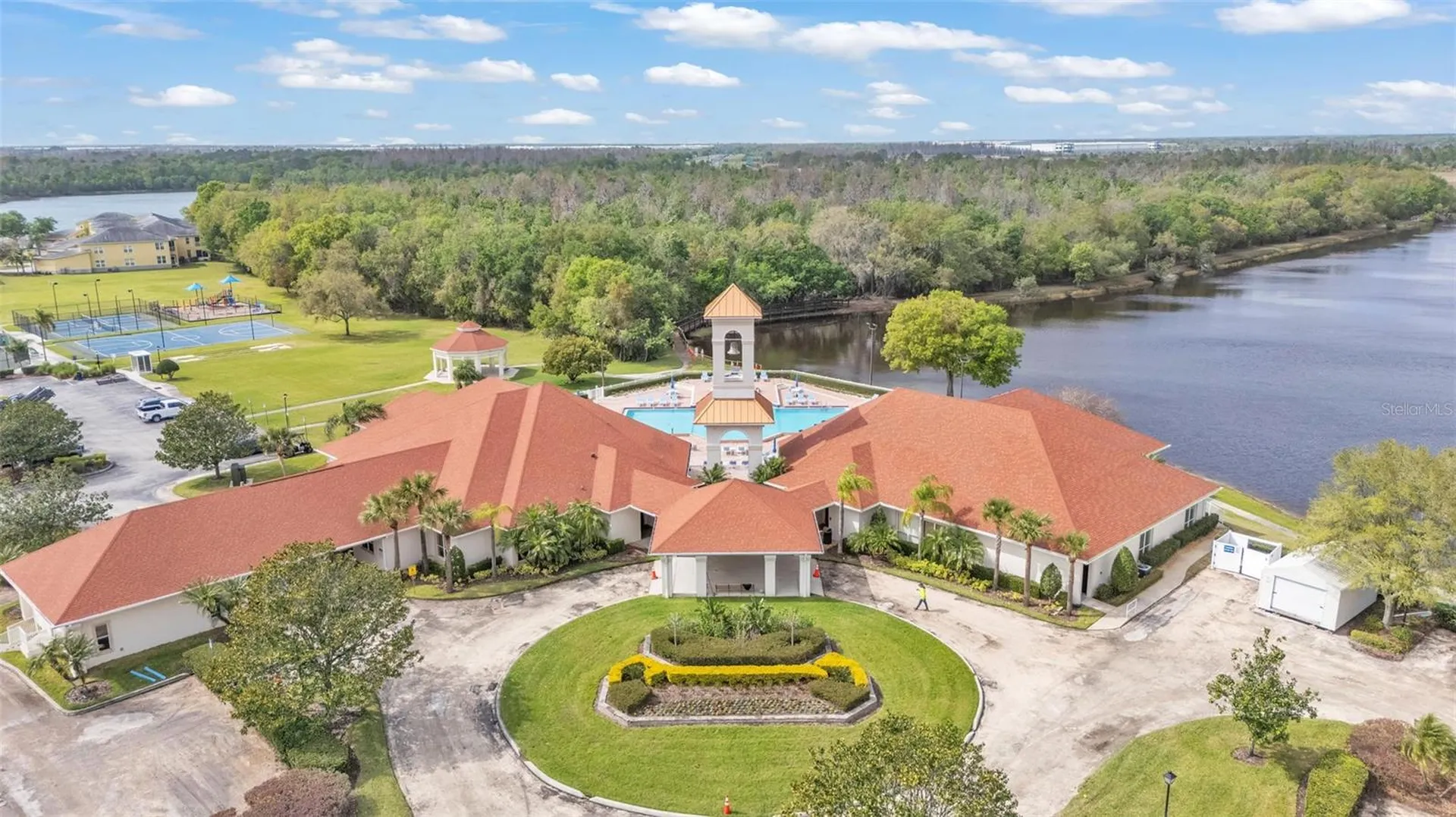 3943 Windchime Lane Lakeland FL 33811