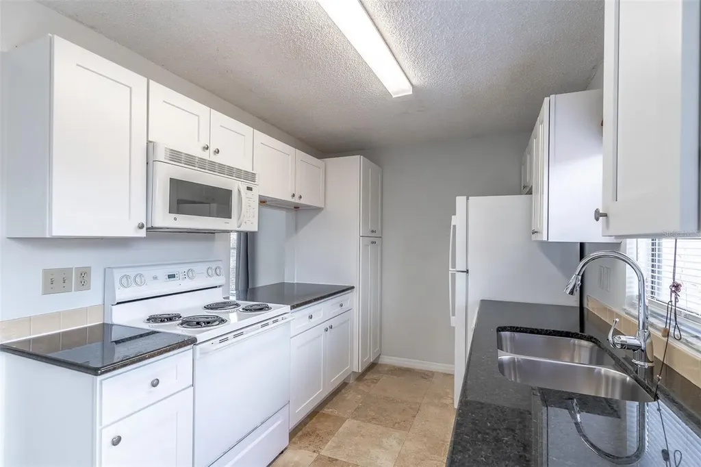 1712 Silver Creek Court Orlando FL 32807