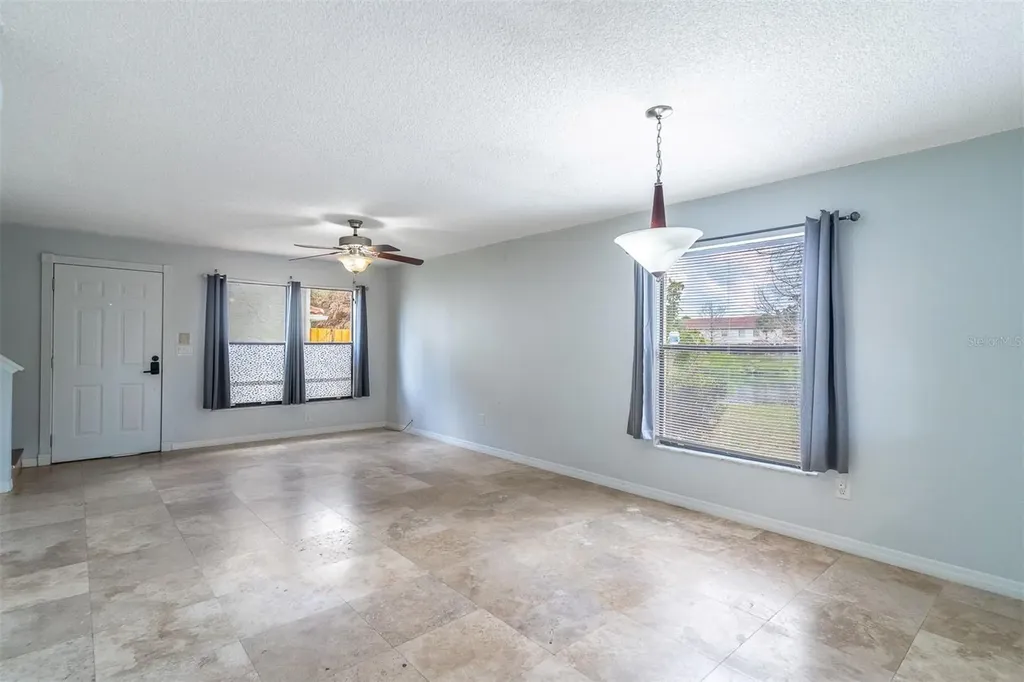 1712 Silver Creek Court Orlando FL 32807