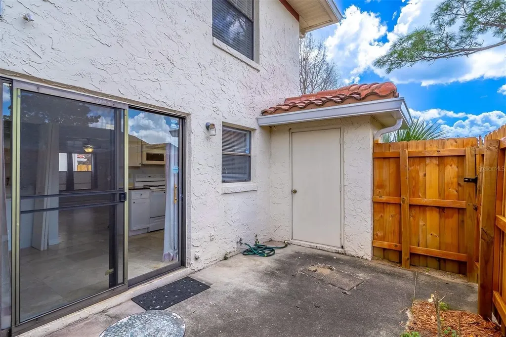 1712 Silver Creek Court Orlando FL 32807