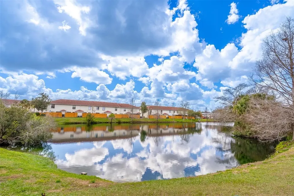 1712 Silver Creek Court Orlando FL 32807
