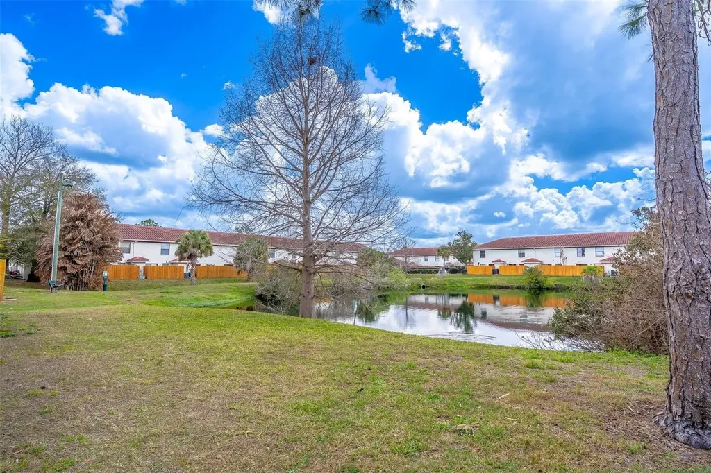 1712 Silver Creek Court Orlando FL 32807