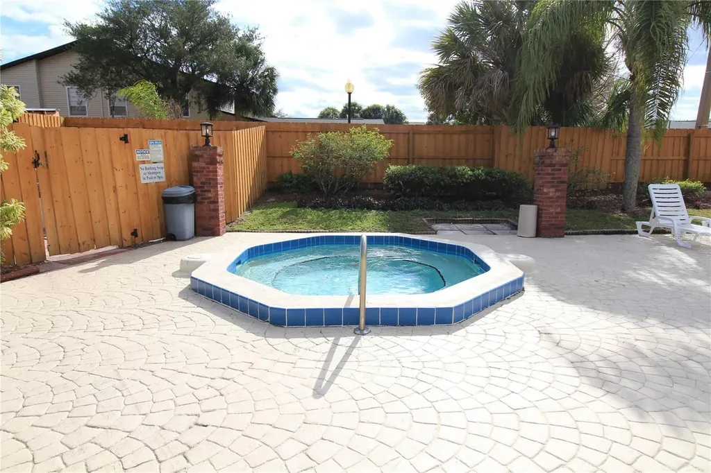1712 Silver Creek Court Orlando FL 32807