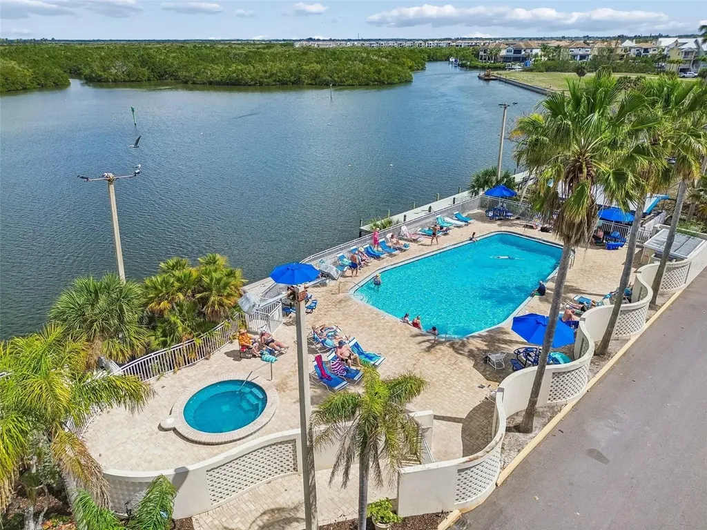 454 Bahia Beach Boulevard Ruskin FL 33570