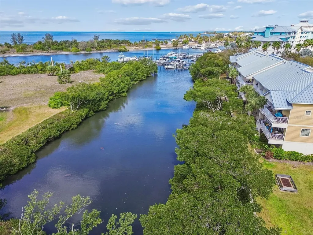 454 Bahia Beach Boulevard Ruskin FL 33570