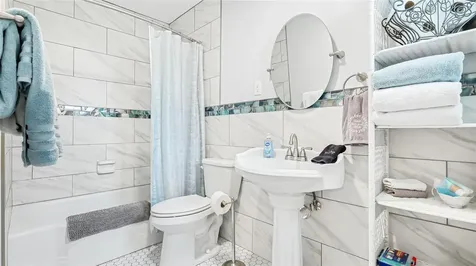 112 16th Street W Bradenton FL 34205