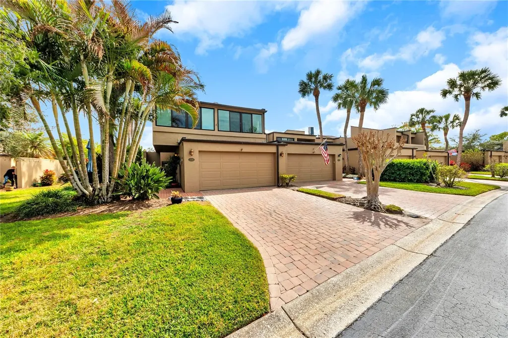 4508 Rolling Green Lane Tampa FL 33618