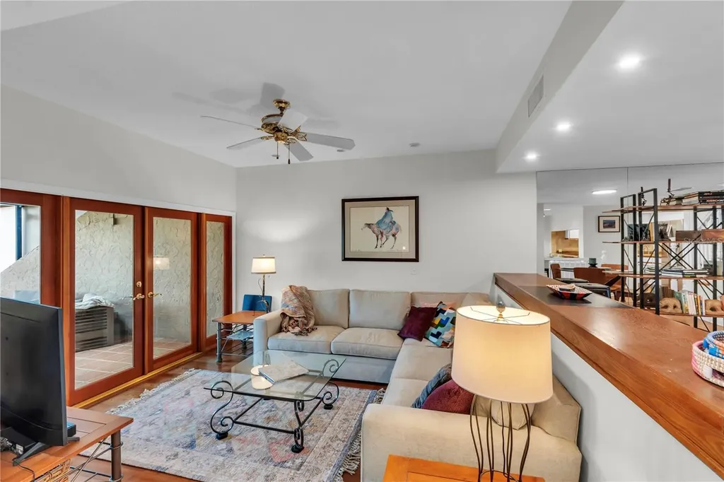 4508 Rolling Green Lane Tampa FL 33618