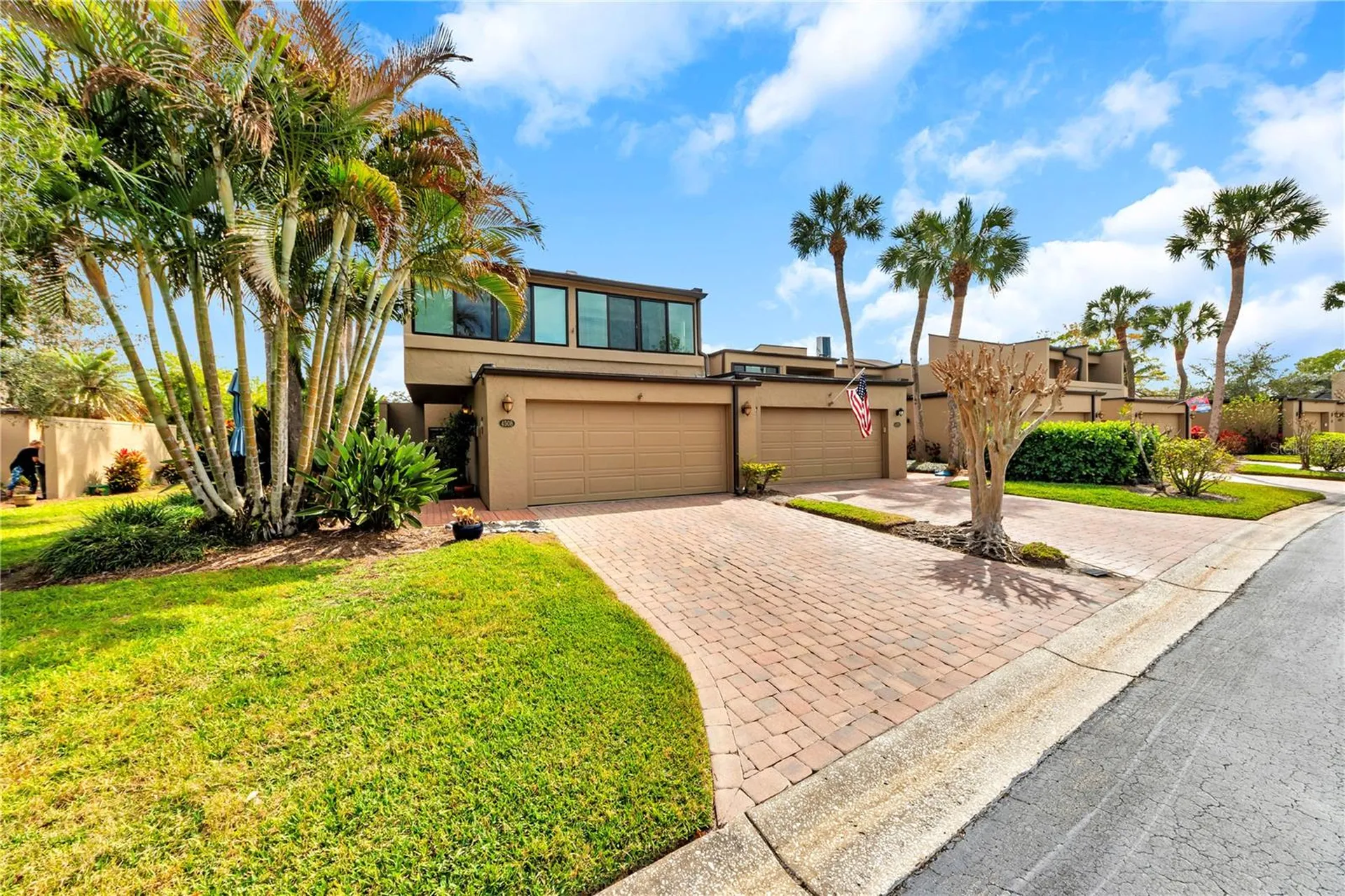 4508 Rolling Green Lane Tampa FL 33618