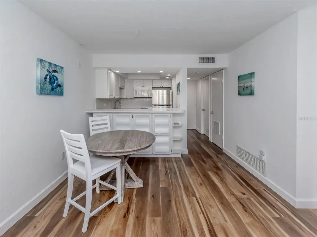 618 Bird Bay Drive S Venice FL 34285