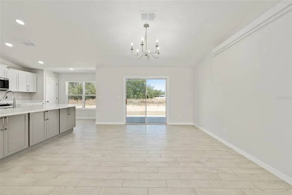 49 Locust Loop Circle Ocala FL 34472