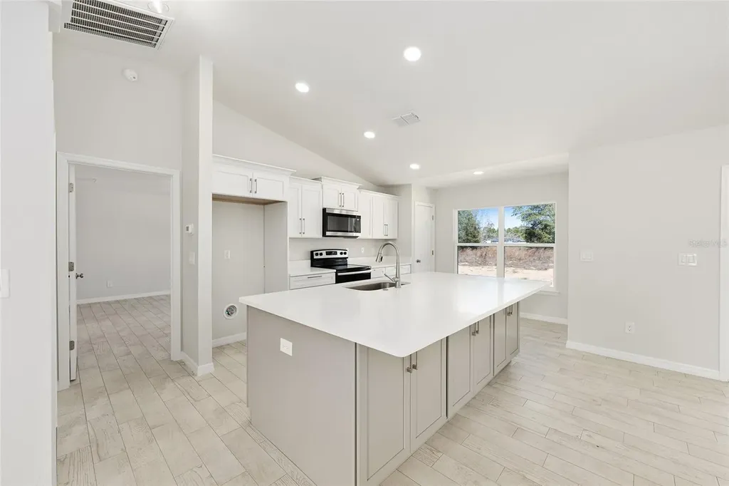 49 Locust Loop Circle Ocala FL 34472