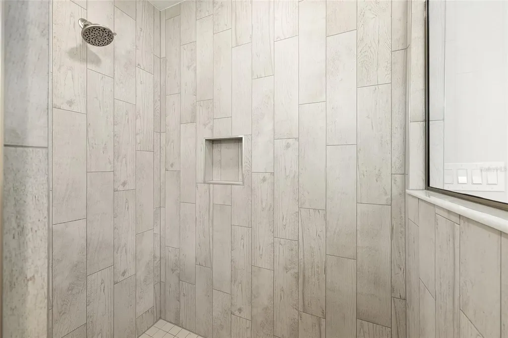 49 Locust Loop Circle Ocala FL 34472