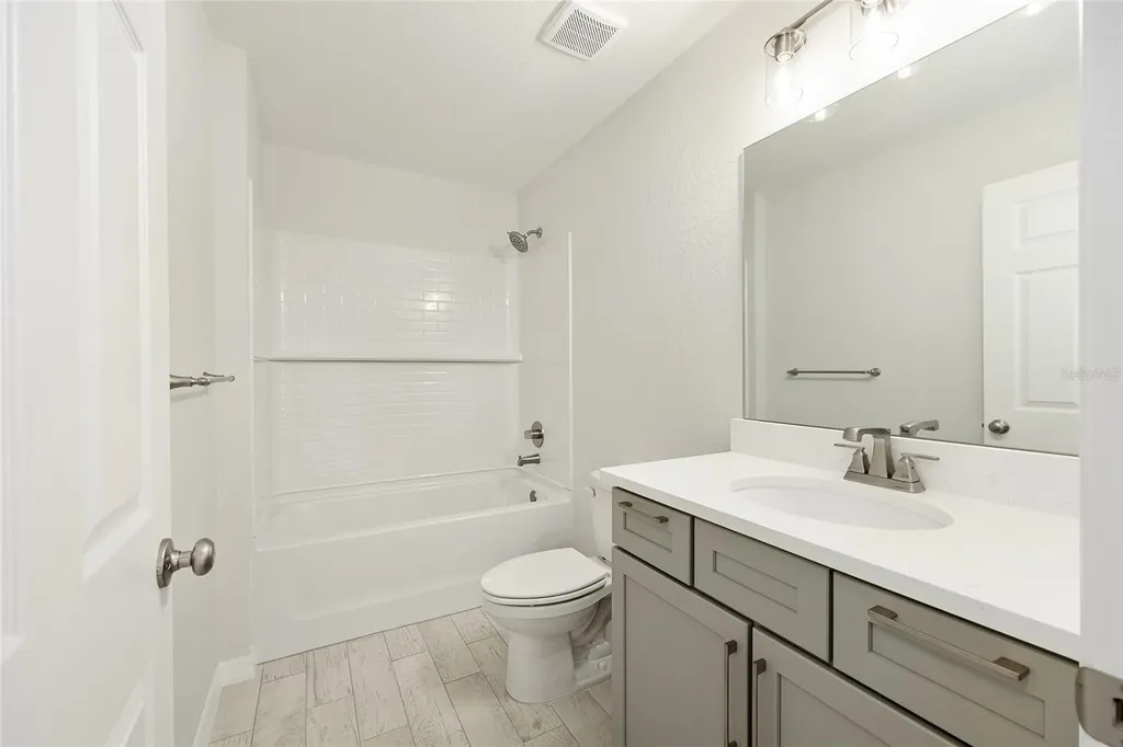 49 Locust Loop Circle Ocala FL 34472