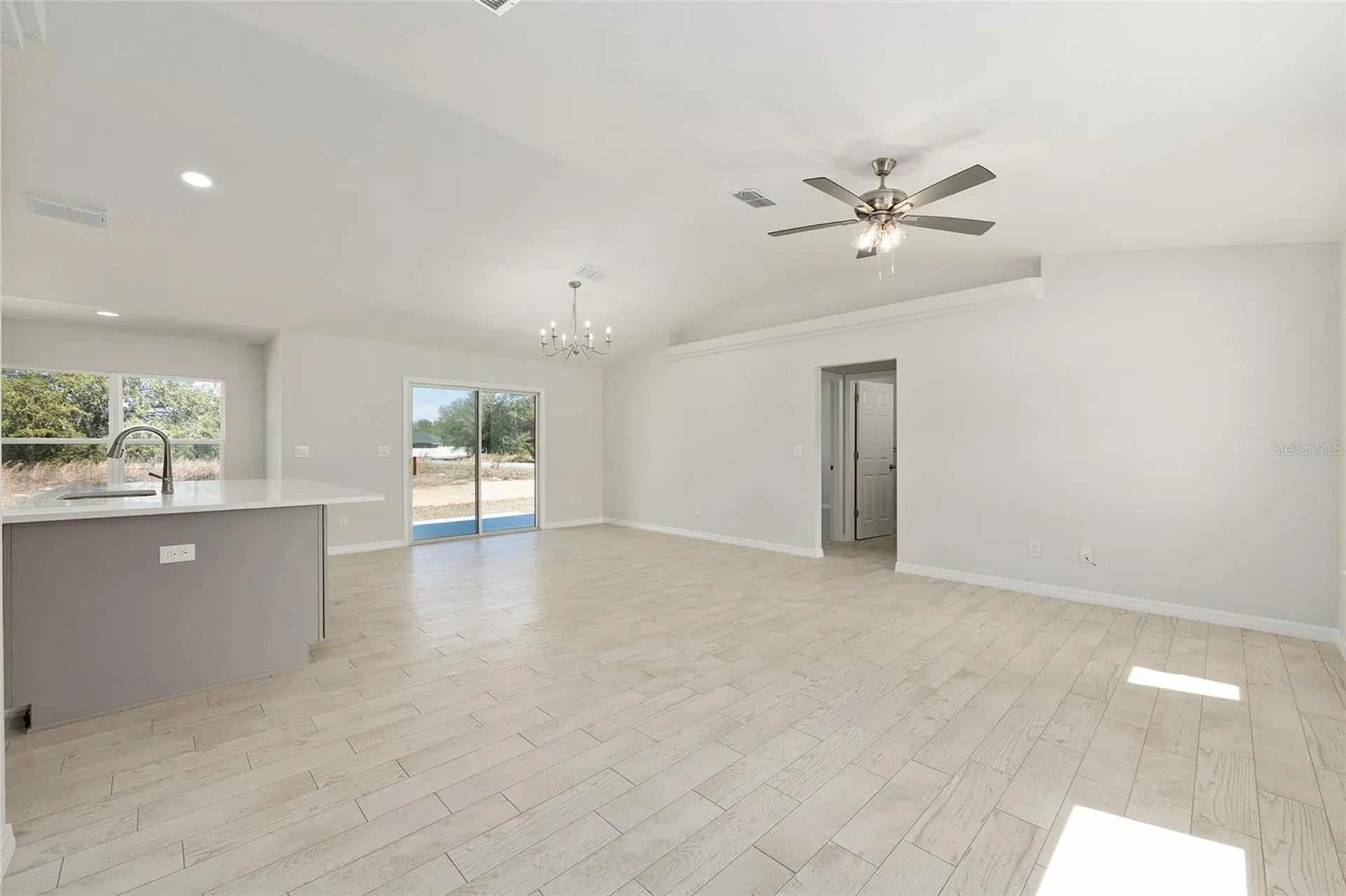 49 Locust Loop Circle Ocala FL 34472