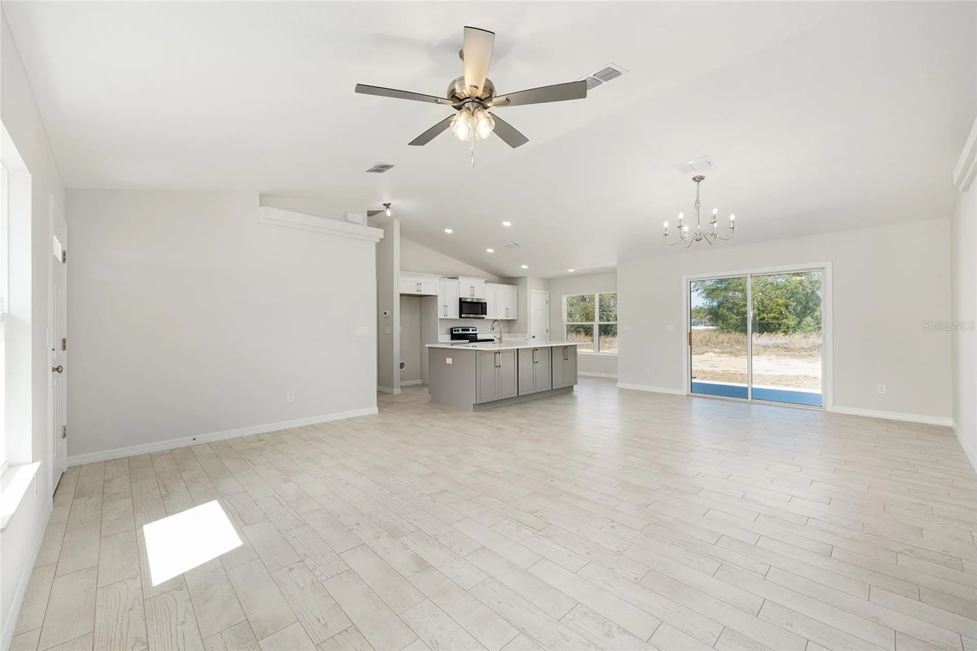 49 Locust Loop Circle Ocala FL 34472