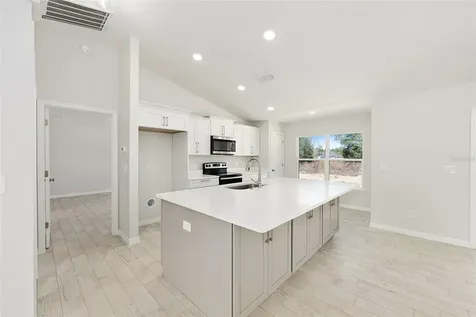 49 Locust Loop Circle Ocala FL 34472