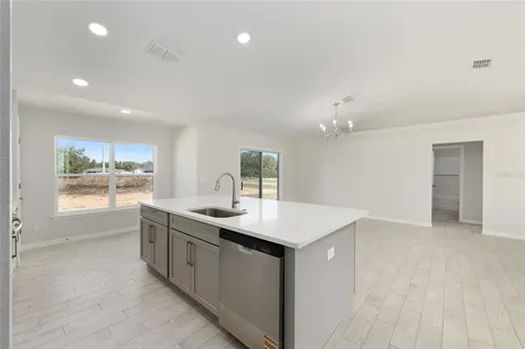 49 Locust Loop Circle Ocala FL 34472